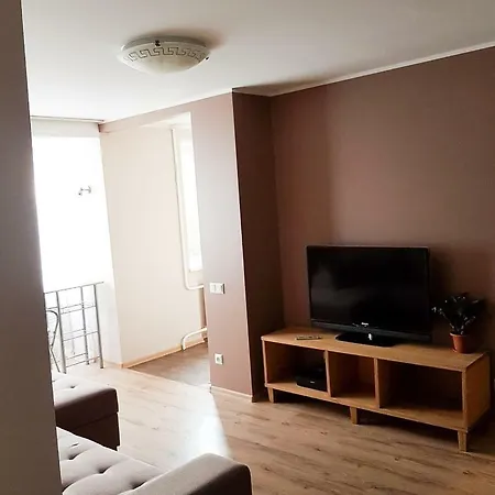 B-est Lillekuela *