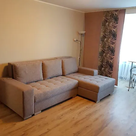 B-est Lillekuela Таллин